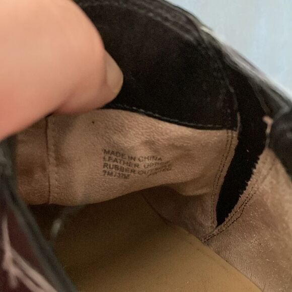 Michael Kors Black Leather Heels Sz 7 - Picture 8 of 9